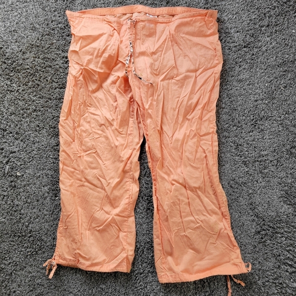 Old Navy Intimates Orange Capris Sleepware Small Woman's Floral - Picture 1 of 13